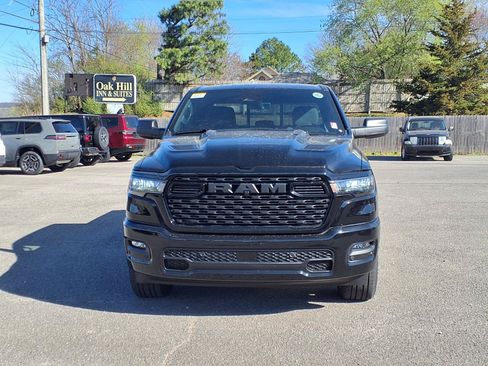 New 2026 RAM 1500 Express AWD/4WD image 18