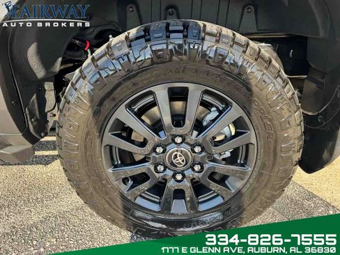 Used 2025 Toyota Land Cruiser 1958 image 32