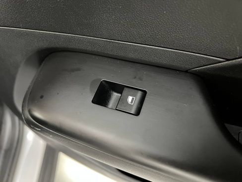Used 2024 Hyundai Kona SEL FWD image 25