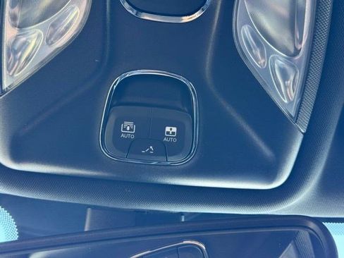 New 2026 Jeep Compass Trailhawk w/ Sun, Sound & Navigation Group AWD/4WD image 25