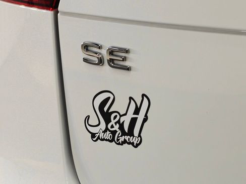 Used 2024 Volkswagen Tiguan SE R-Line image 56