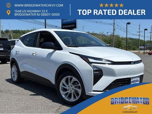 Used 2027 Chevrolet Bolt LT w/ Comfort Package FWD image 1
