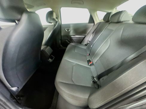 Used 2025 Kia K4 FWD image 25