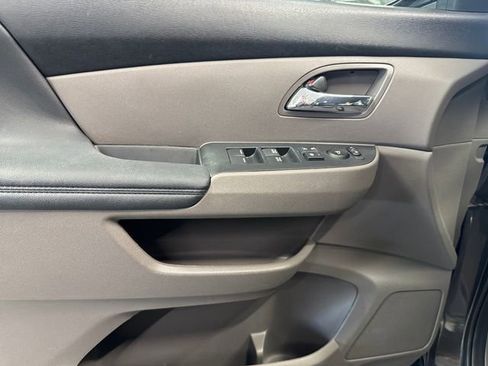 Used 2016 Honda Odyssey EX-L image 25