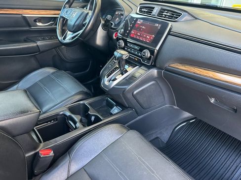 Used 2018 Honda CR-V Touring image 15