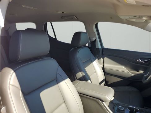 Certified 2023 GMC Acadia SLT image 15