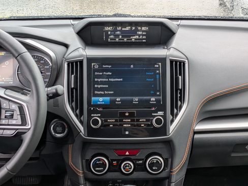 Certified 2023 Subaru Crosstrek 2.5i Limited w/ Moonroof Package AWD/4WD image 19
