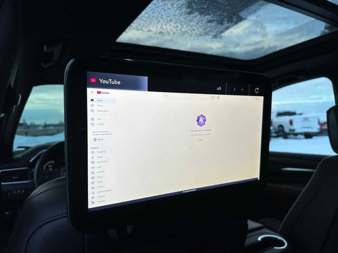 Used 2024 GMC Yukon XL Denali Ultimate image 20