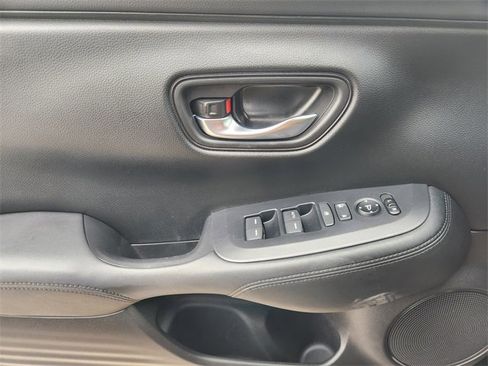 Certified 2023 Honda HR-V LX image 29