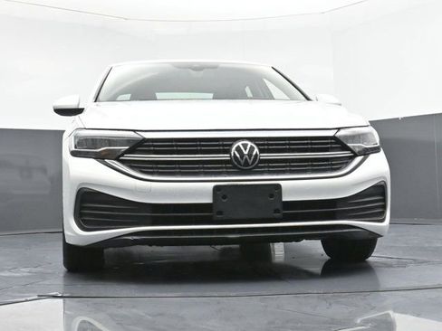 Used 2024 Volkswagen Jetta S image 25