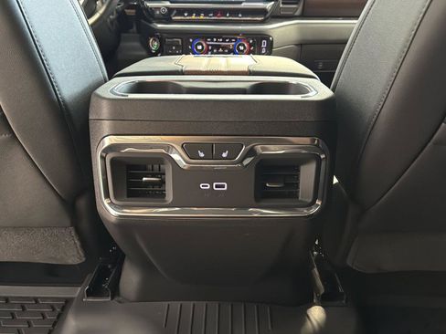 Used 2026 Chevrolet Silverado 2500 High Country w/ Technology Package AWD/4WD image 29