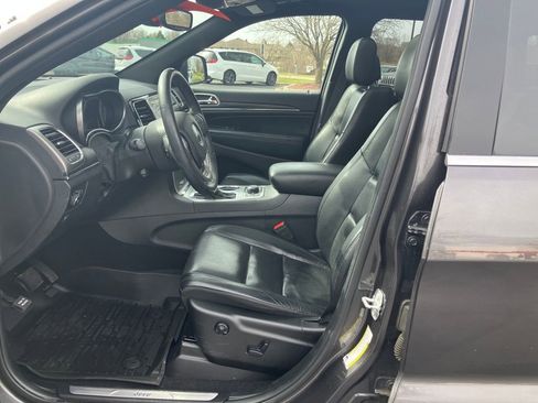 Used 2019 Jeep Grand Cherokee Limited w/ Luxury Group II image 11