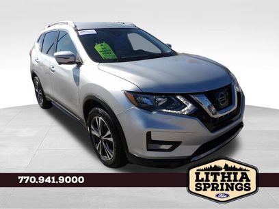 Used 2017 Nissan Rogue SL