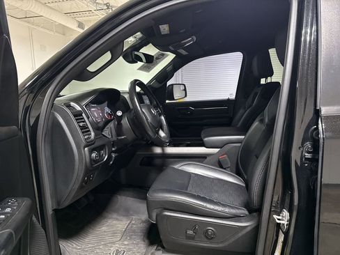 Used 2020 RAM 1500 Big Horn w/ Built-to-serve Edition image 19