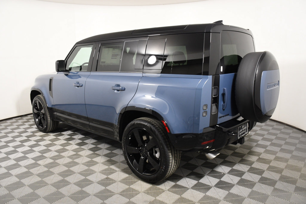 New 2026 Land Rover Defender 110 X-Dynamic SE AWD/4WD image 3