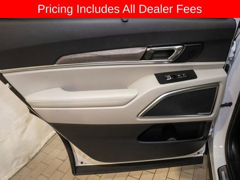 Used 2022 Kia Telluride SX w/ SX Prestige Package AWD/4WD image 11