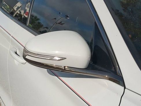 Used 2023 Genesis G70 2.0T w/ Sport Prestige Package image 11