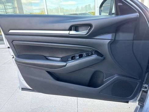 Used 2023 Nissan Altima 2.5 SL image 24