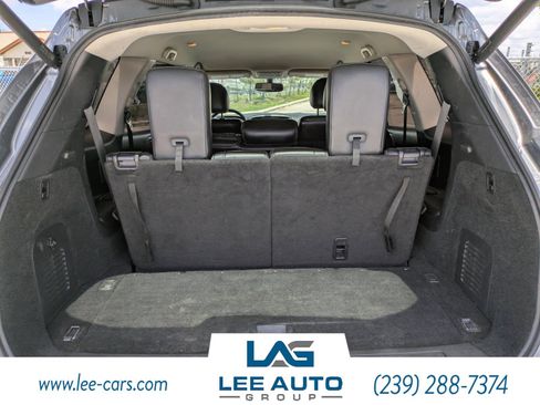 Used 2019 Nissan Pathfinder SL FWD image 10