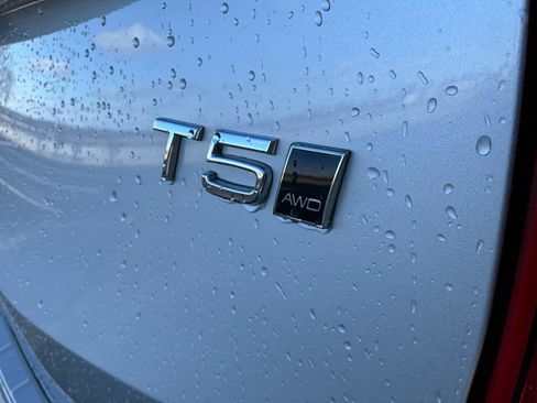 Used 2018 Volvo XC90 T5 Momentum w/ Convenience Package image 21