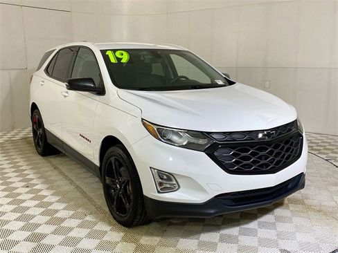 Used 2019 Chevrolet Equinox LT image 1
