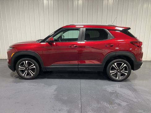 Used 2024 Chevrolet TrailBlazer LT w/ LT Cold Weather Package image 4