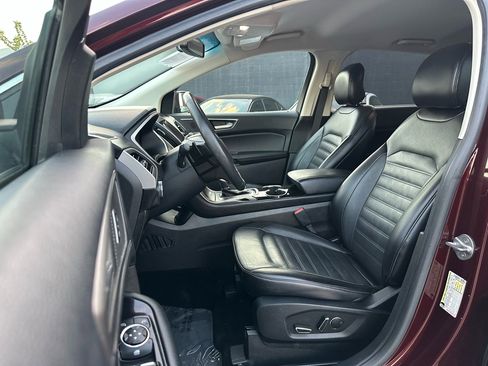 Used 2017 Ford Edge SEL w/ Equipment Group 201A image 29