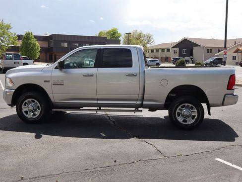 Used 2017 RAM 2500 SLT AWD/4WD image 9