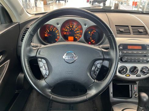 Used 2003 Nissan Altima 3.5 SE FWD image 21