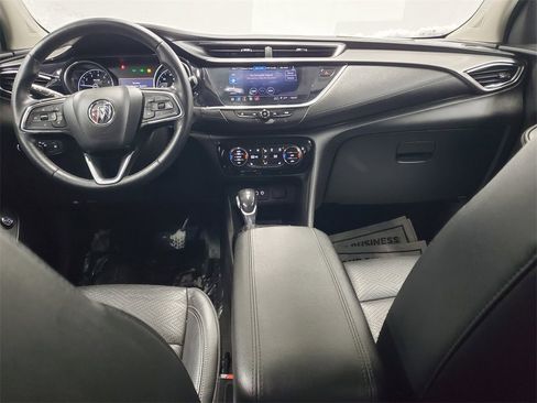 Used 2020 Buick Encore GX Essence image 5