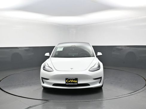 Used 2023 Tesla Model 3 Standard Range RWD image 4