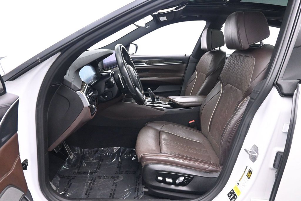 Used 2019 BMW 640i Gran Turismo xDrive w/ Luxury Seating Package AWD/4WD image 11