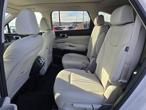 New 2026 Kia Sorento EX image 17