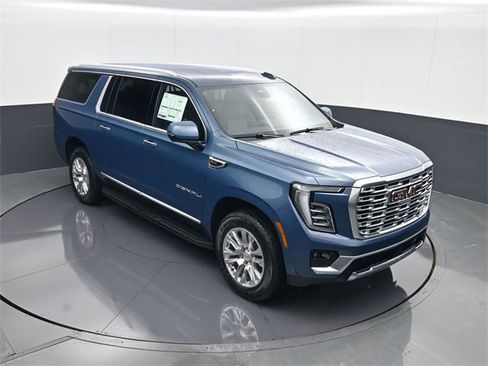 New 2026 GMC Yukon XL Denali image 16