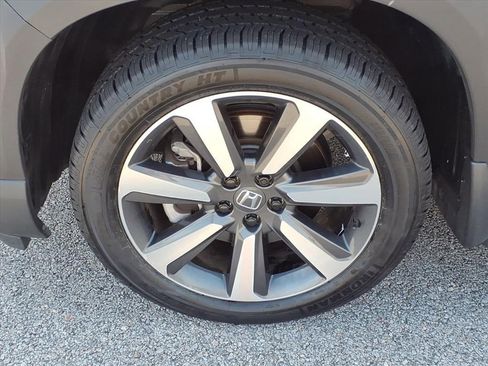 Used 2023 Honda Pilot Elite image 13