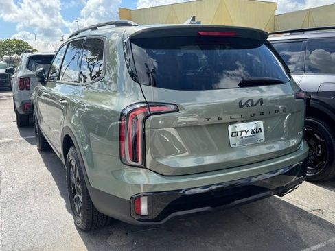 Certified 2025 Kia Telluride AWD image 2