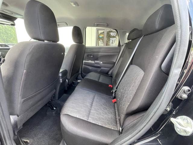 Used 2021 Mitsubishi Outlander Sport SE FWD image 13
