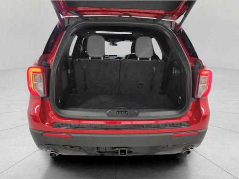 Used 2024 Ford Explorer ST-Line w/ Class IV Trailer Tow Package AWD/4WD image 16