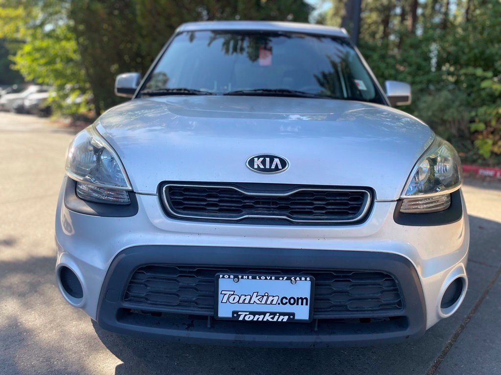 Used 2013 Kia Soul FWD image 9