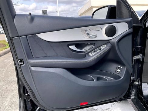 Used 2022 Mercedes-Benz GLC 300 image 19