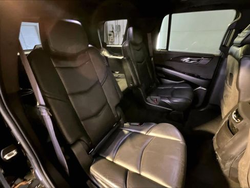Used 2015 Cadillac Escalade Platinum AWD/4WD image 19
