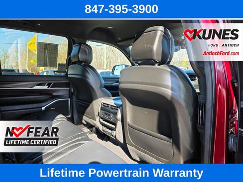 Used 2024 Jeep Wagoneer L Series II w/ Flexible Seating Group image 30