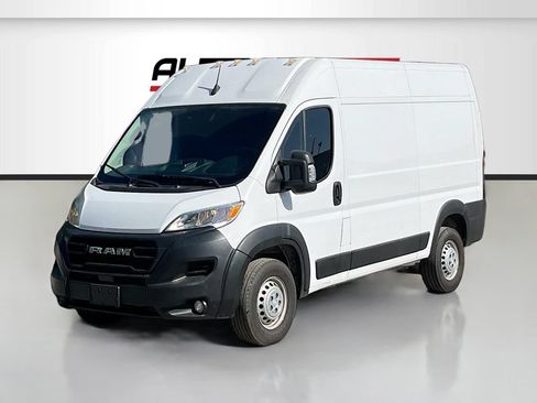 Used 2024 RAM ProMaster 1500 w/ Convenience Group FWD image 3