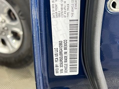 Used 2024 RAM 2500 Big Horn w/ Bed Utility Group image 32