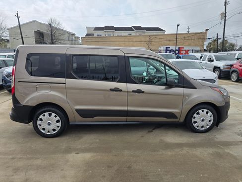 Used 2021 Ford Transit Connect XL FWD image 8