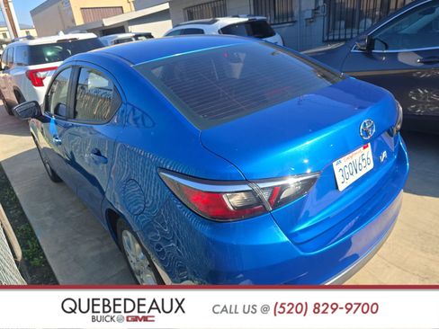Used 2017 Toyota Yaris iA image 6