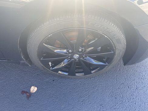 Used 2017 Nissan Maxima SR w/ Midnight Edition image 26