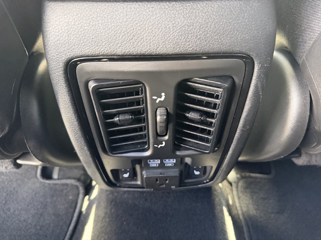 Used 2023 Dodge Durango GT AWD/4WD image 26