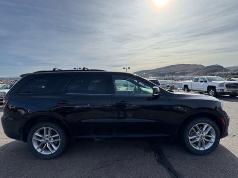 Used 2022 Dodge Durango GT image 6