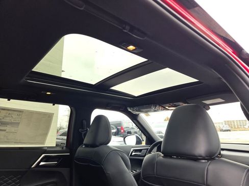 New 2025 Mitsubishi Outlander SEL Black Edition image 9